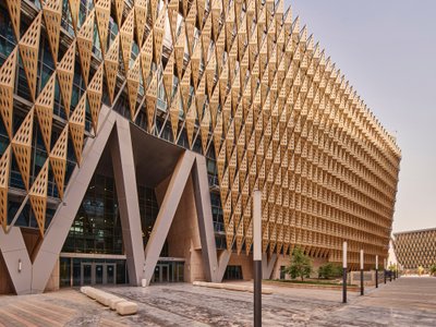 CambridgeSeven and Gulf Consult Wrap a Kuwait University Campus in a Modern Mashrabiya
