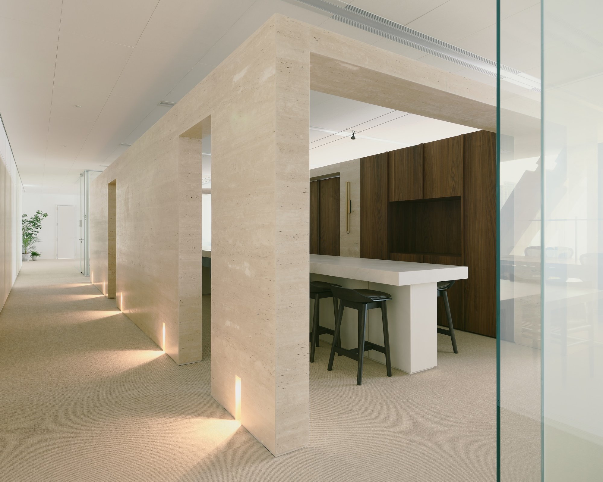 Minuspluse Design Puts the Kitchen at the Center of a 6,400 m² Taipei Financial Office