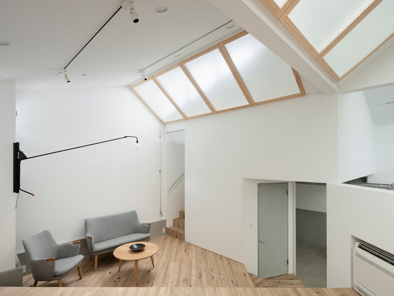 Micelle Rotates a Fukuoka House 22.5 Degrees to Turn a Dark Hillside into a Light-Filled Ceramics Studio