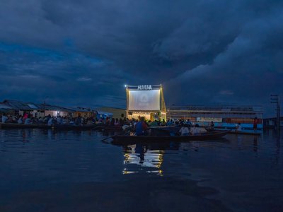 Espacio Común Builds a Floating Stage on a Rising Amazon River for Iquitos' Muyunafest