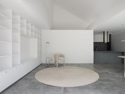 BLOCO Arquitetos Carves Three Cuts into a Narrow Brasília Row House to Shape Light and Volume