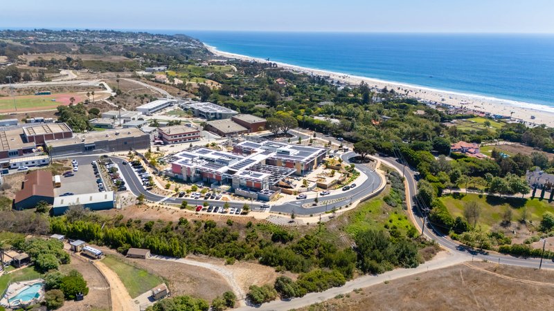 KoningEizenberg and NAC Architecture Build a Net-Zero Hillside Laboratory Above Malibu's Coast