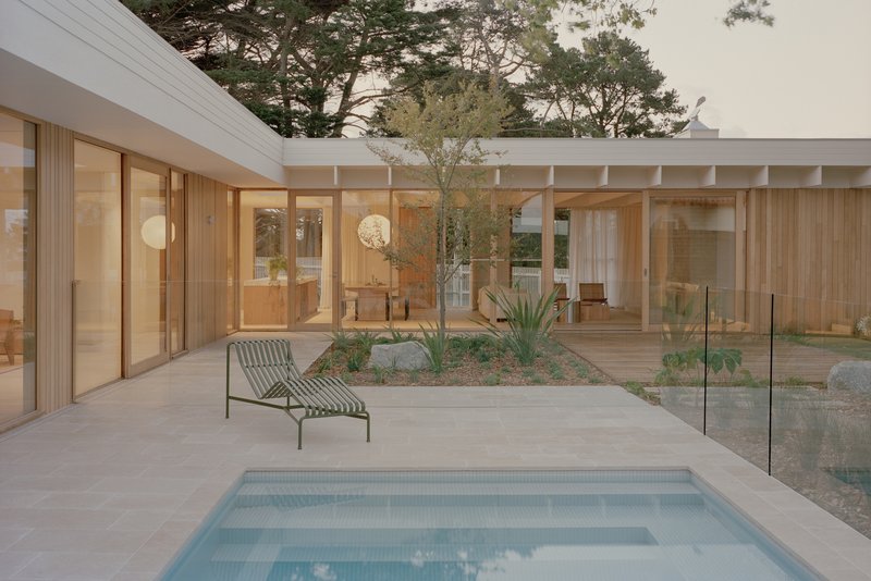 Victoria Merrett Architects Wraps a Timber Beach House Around an Oak Tree on the Mornington Peninsula