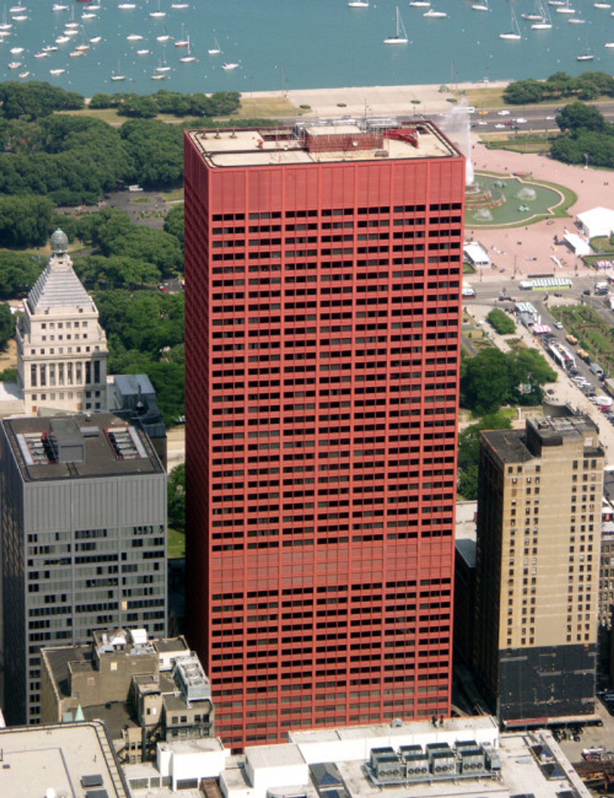 "On 'The Poet and The Architect': Forms of Marriage"