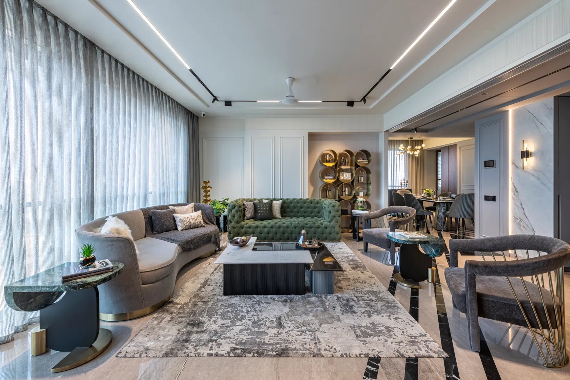 This seafront apartment in Mumbai is a tribute to the majesty of the ocean.