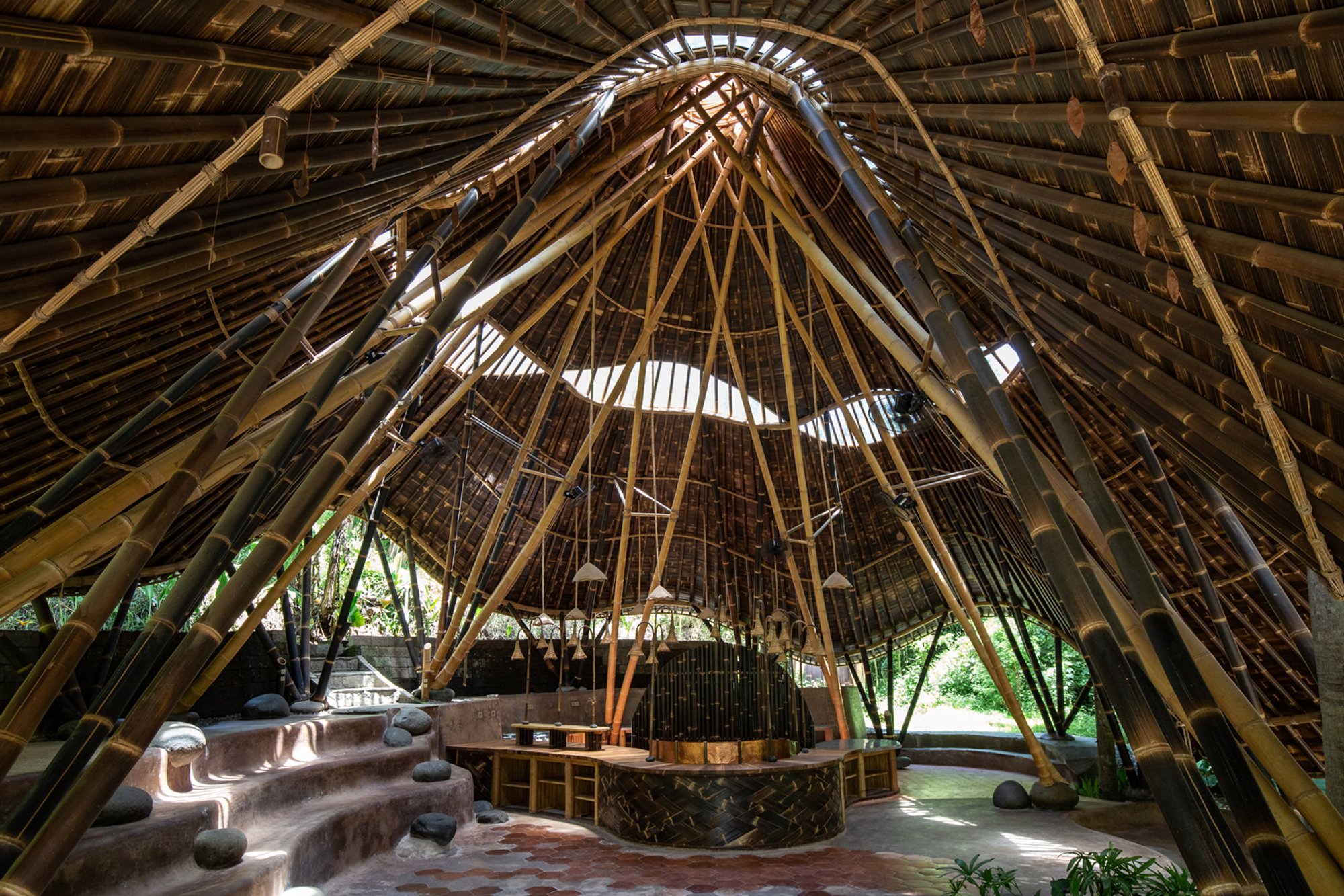 Dapur Naga Communal Kitchen and Dining Space by Bamboo U: A Sculptural Bamboo Landmark in Bali’s Tropical Landscape