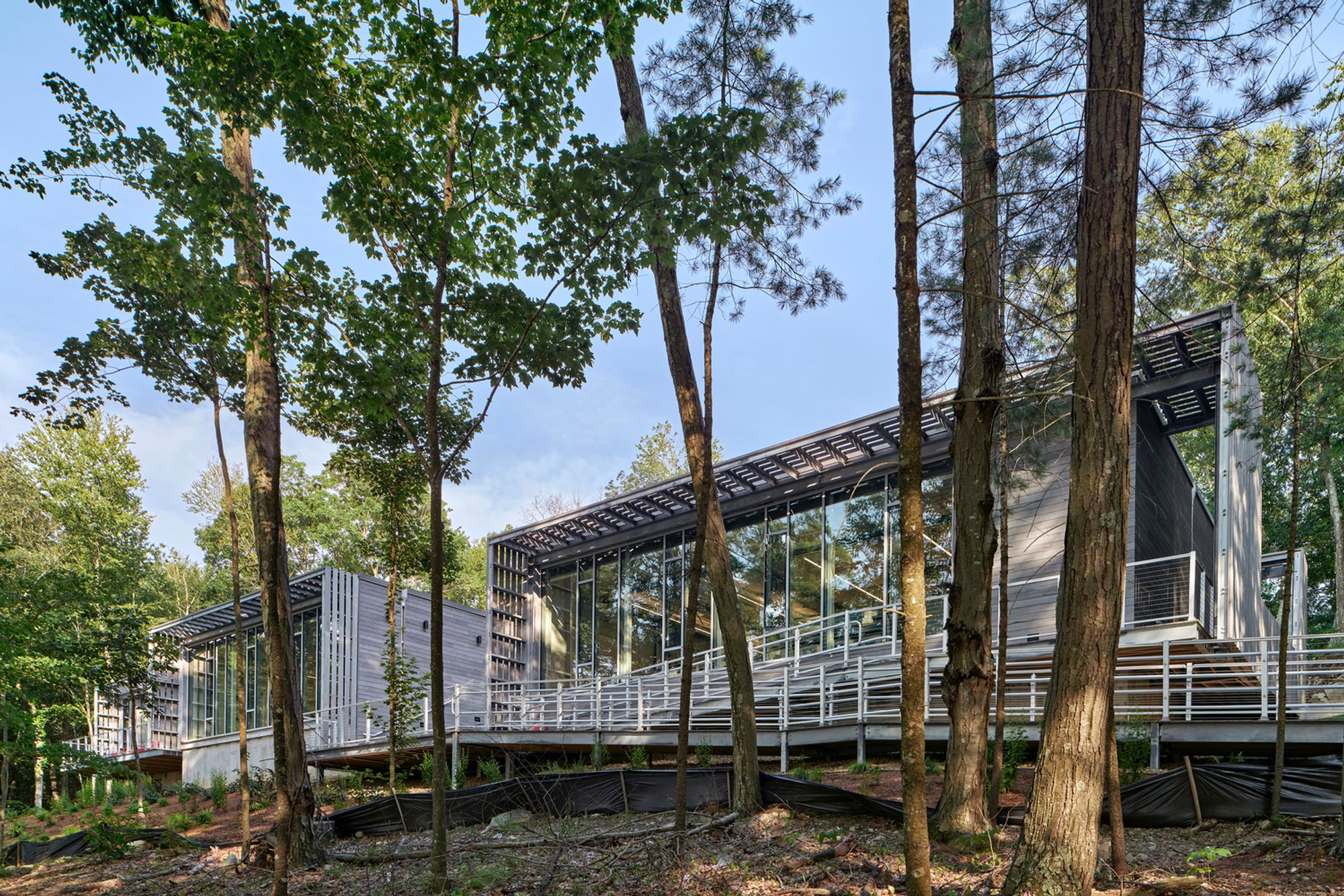 Bill ’67 and Peter ’71 Alfond Coastal Research Center – Sustainable Research Architecture by Flansburgh Architects