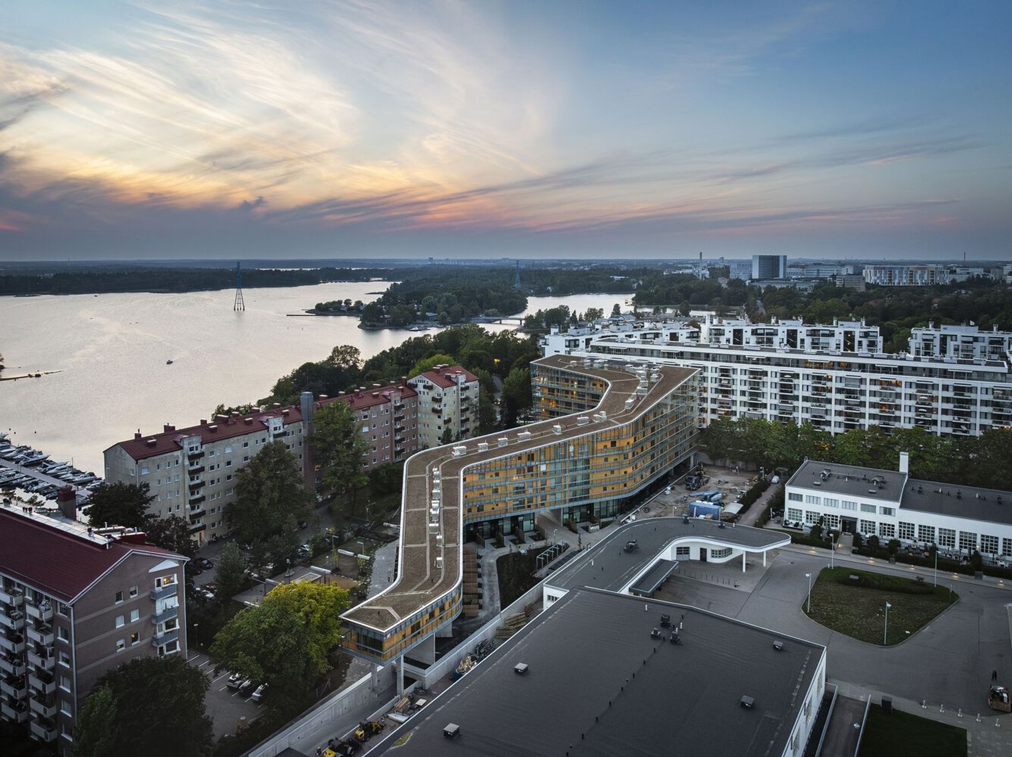 Meander Residence by Steven Holl Architects: A Sculptural Residential Landmark Redefining Helsinki’s Waterfront Living