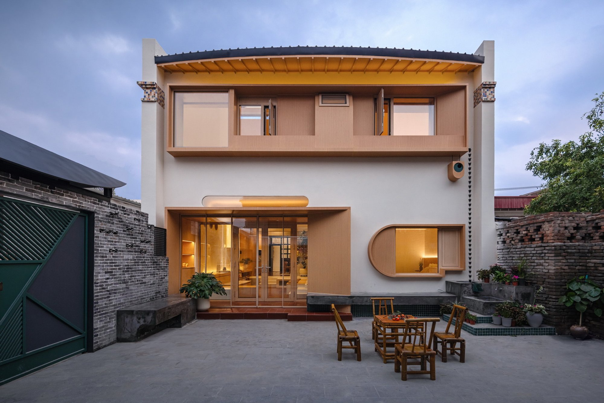 Warm Studio Home: Harmonizing Tradition and Modernity in Rural China