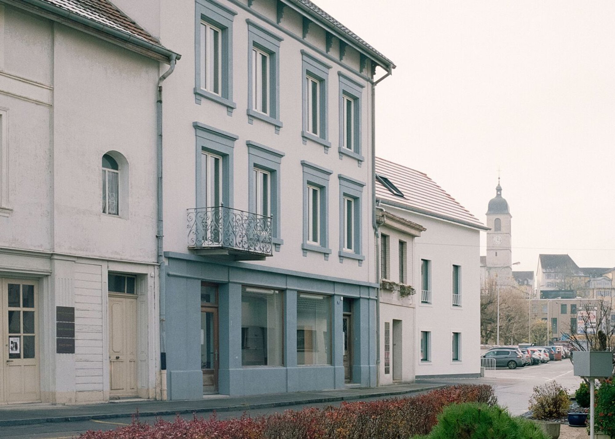 Maison des Vauches: Contemporary Renovation by Bertrand Van Dorp in Porrentruy, Switzerland