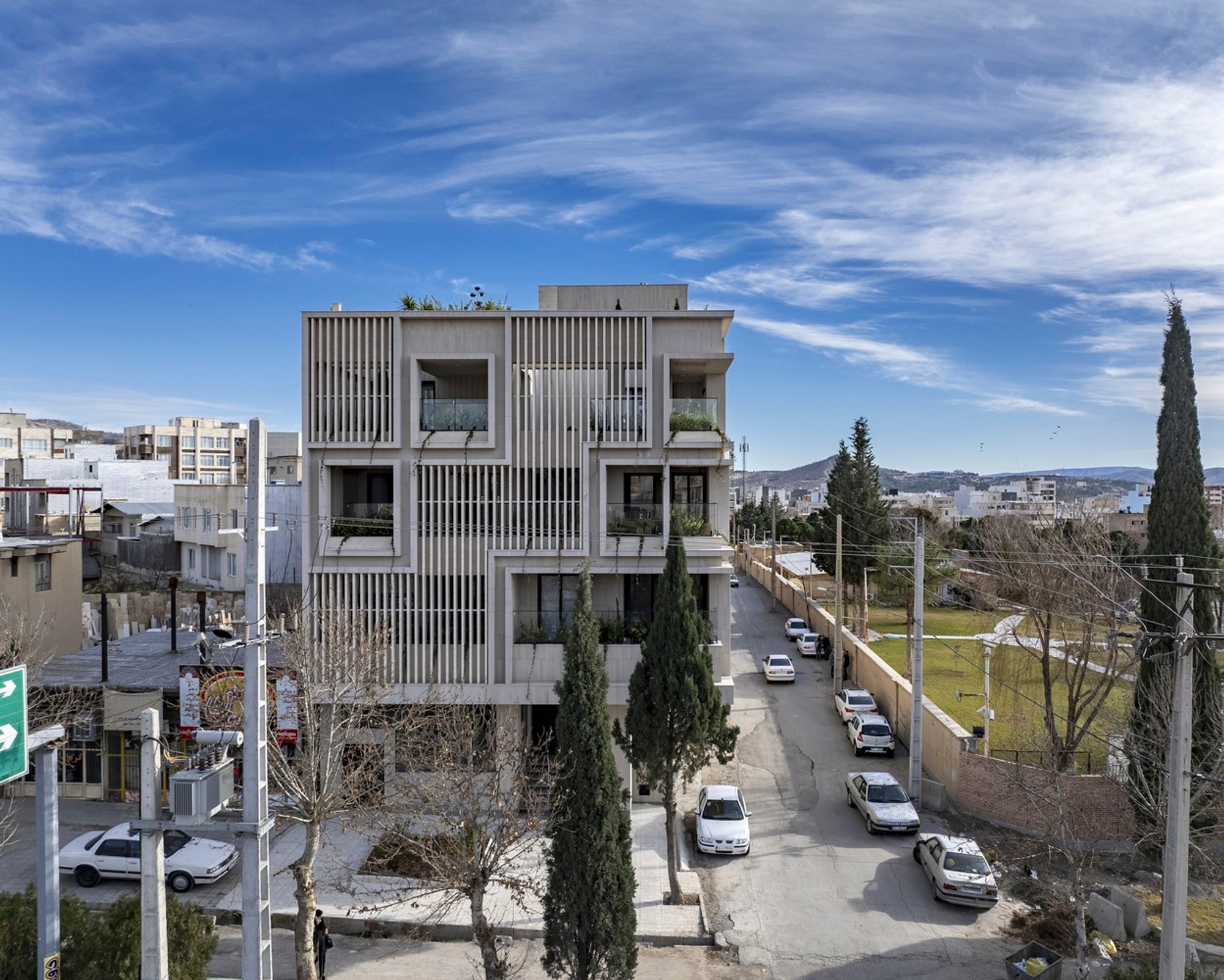 Bonlad Residence: Modern Residential Architecture by Mohat Office in Ilam, Iran