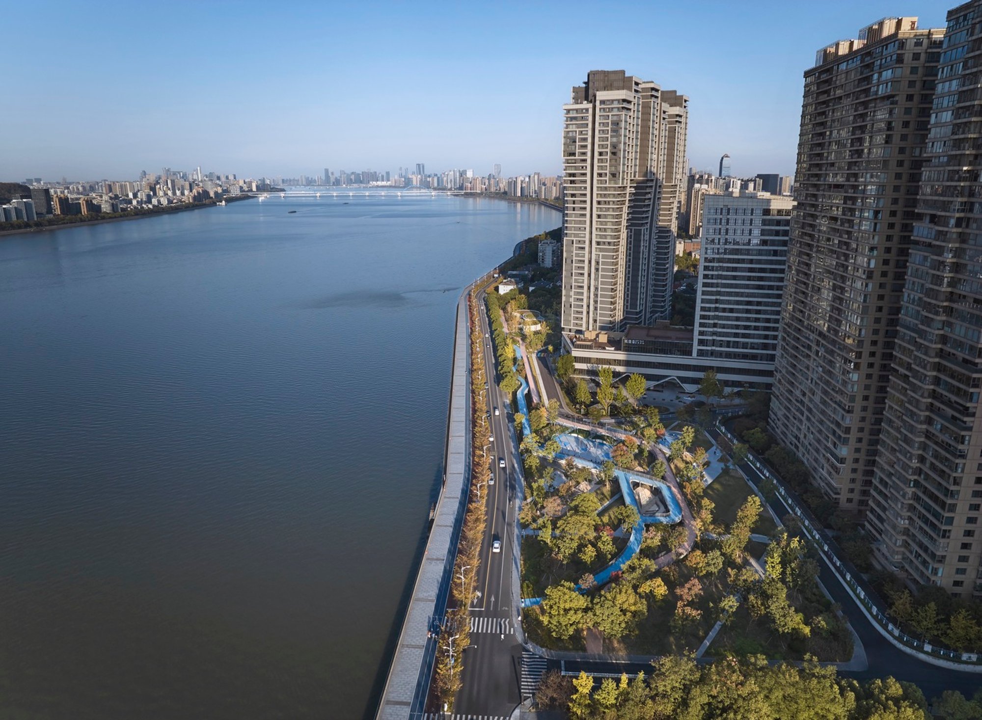 Hangzhou Riverfront Public Space: Yinxing Station & Daqiao Station by TJAD Original Design Studio