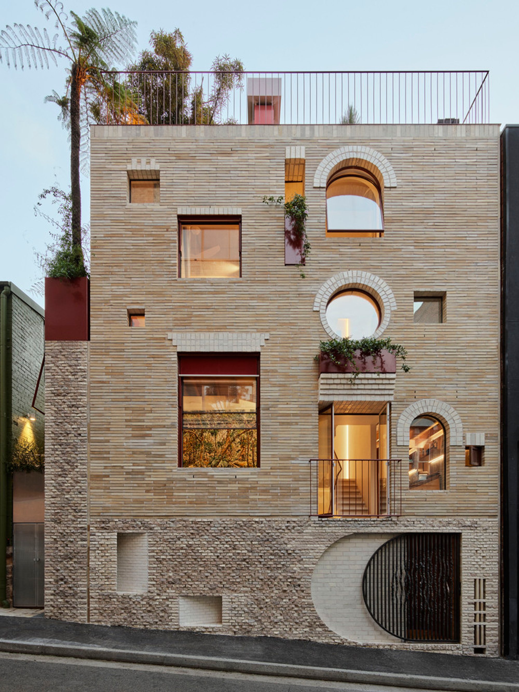 19 Waterloo Street House by SJB: A Compact Mixed-Use Reinvention in Surry Hills