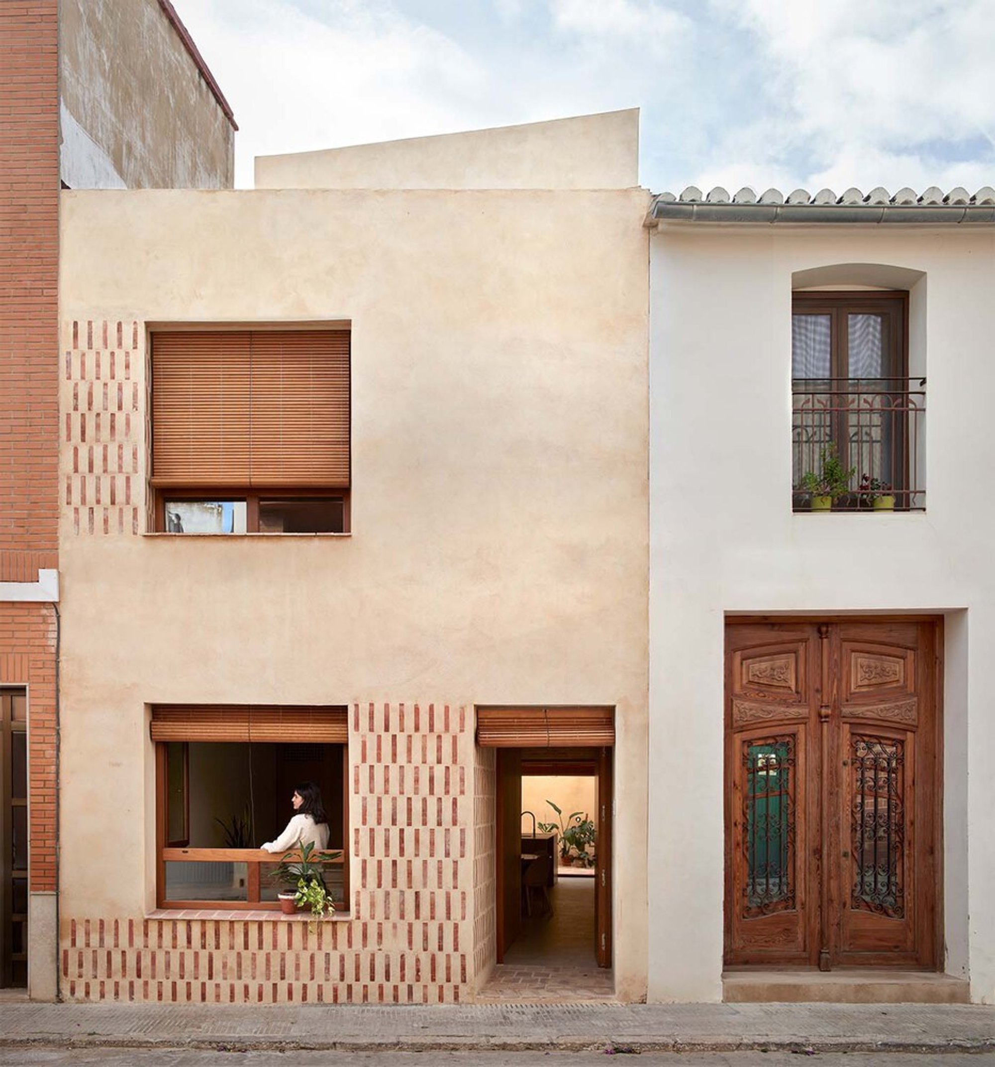 Casa Carceller: A Contemporary Revival of Traditional Foios Architecture by Quadrat Estudio