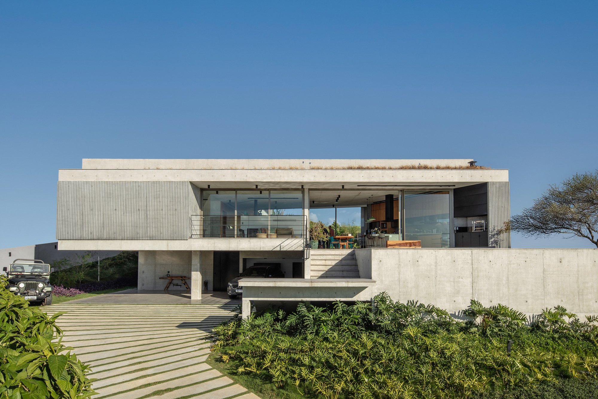 Kûara House By Obra Arquitetos + NNarq