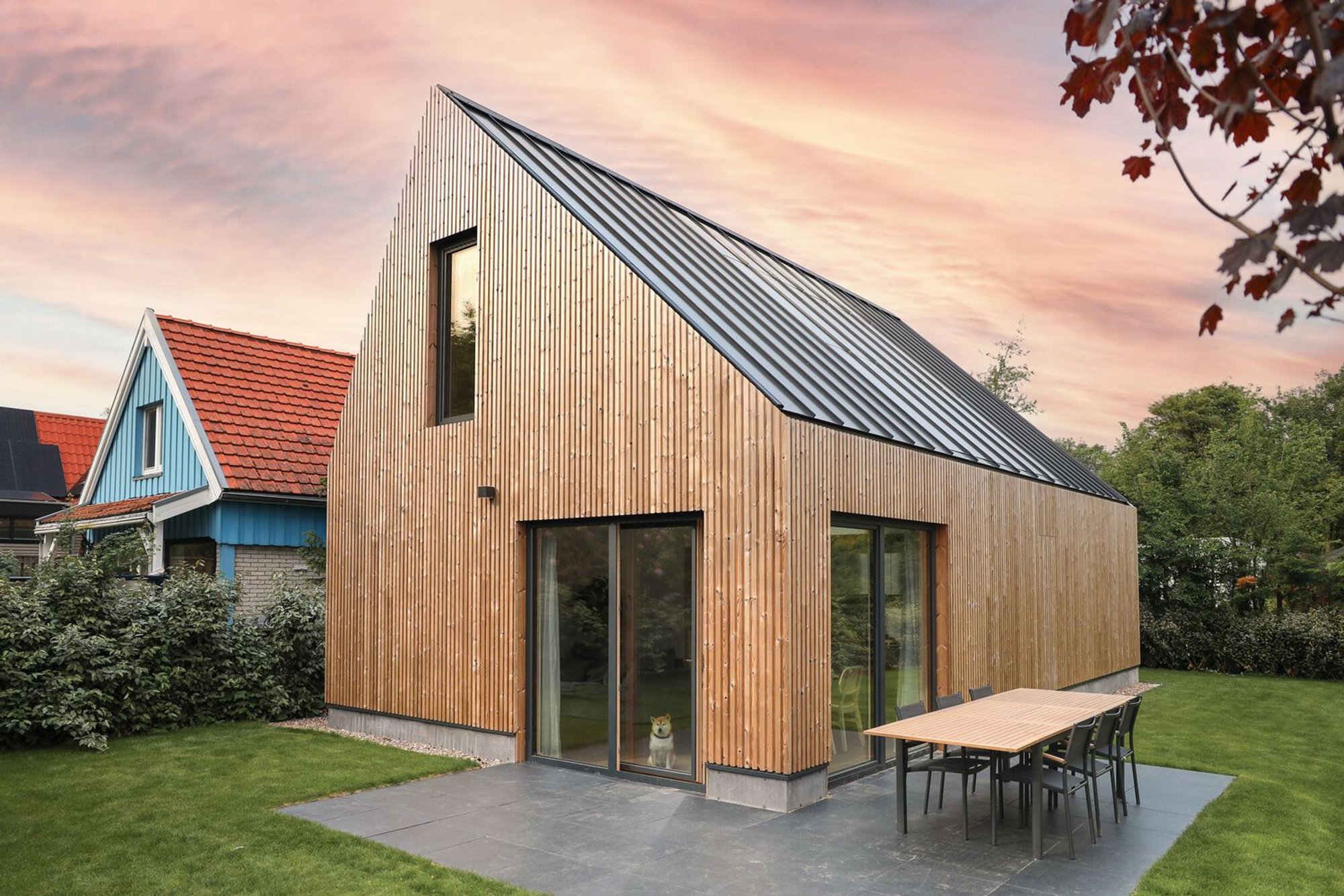 VB56 House by VANBOOM: A Sustainable, Energy-Positive Prefab Home in Oostkapelle