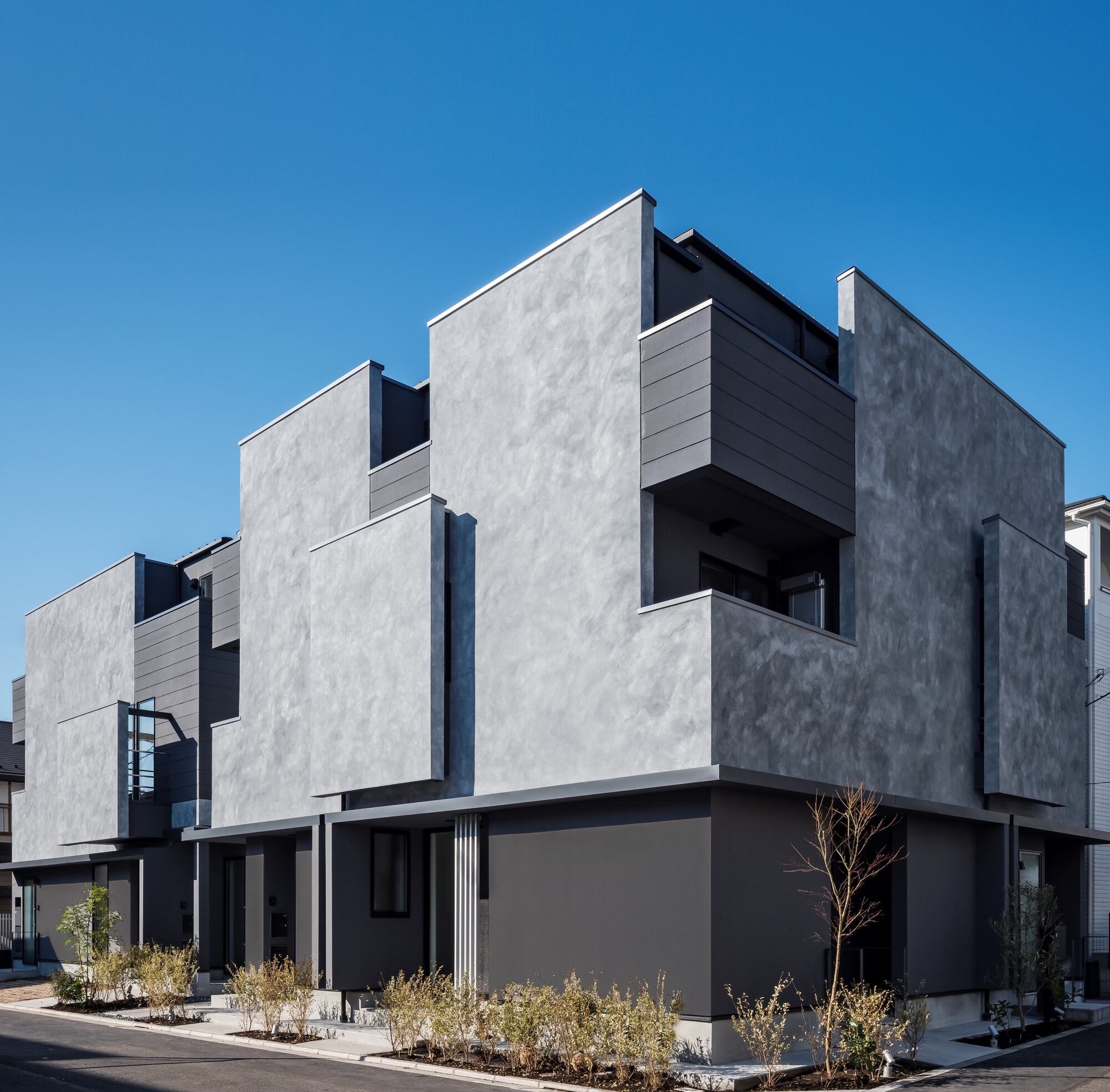 Casa Legato By Hugo Kohno Architect Associates: Innovative Urban Maisonettes in Tokyo
