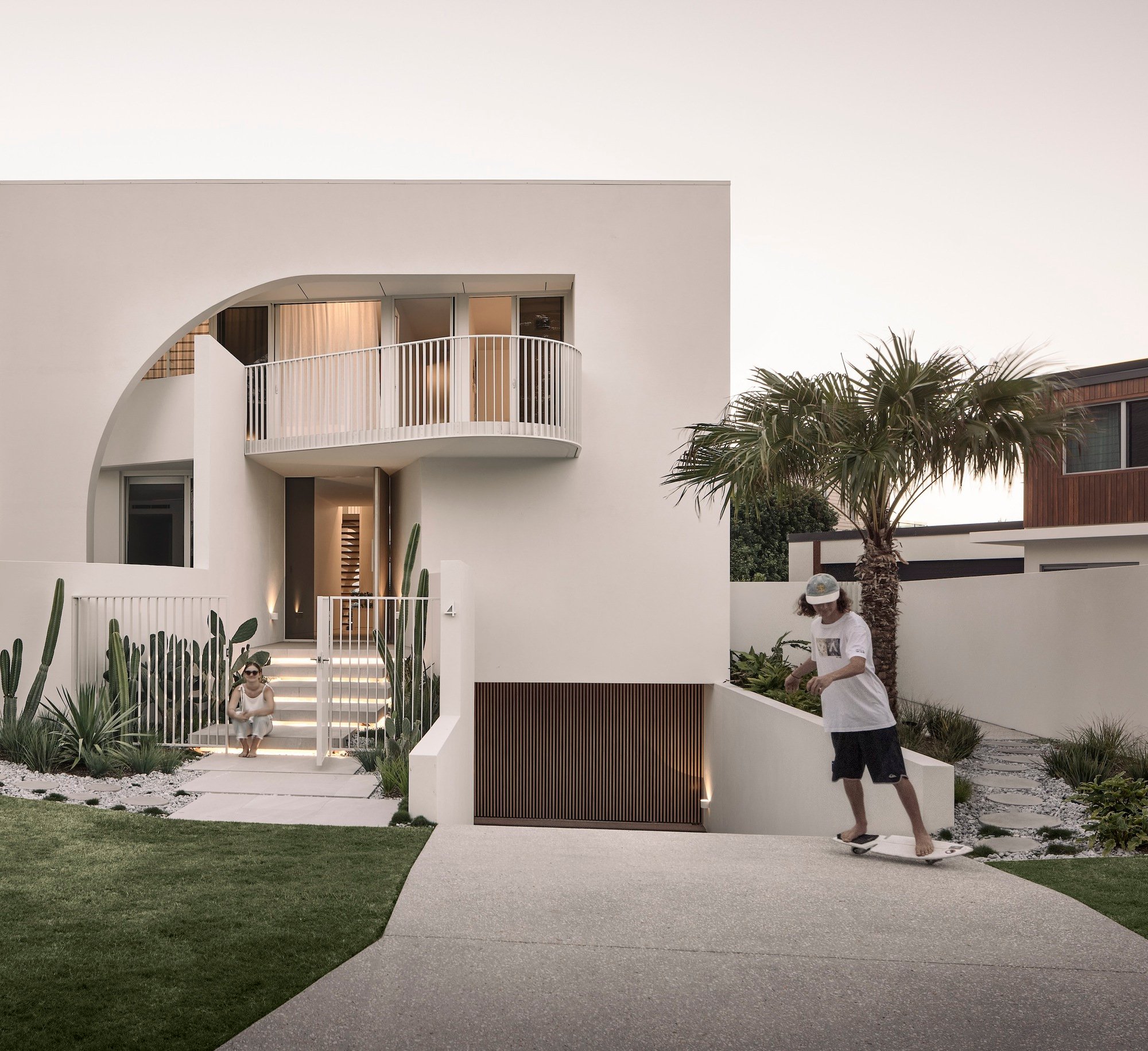 Zaremba Residence By Reitsma and Associates – Iconic Coastal Family Home in Buddina, Australia