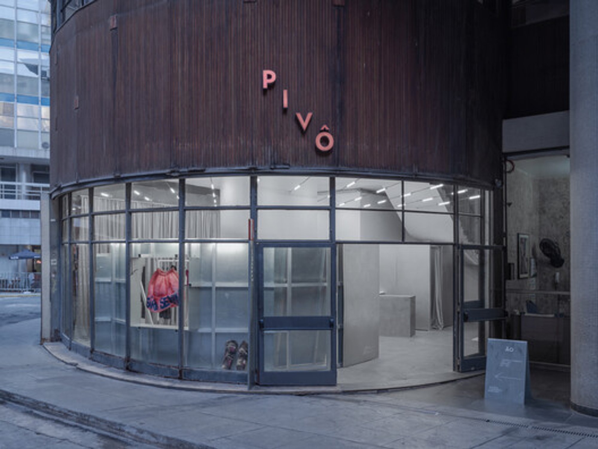 PINGA ÃO Store: Innovative Retail Design in Downtown São Paulo