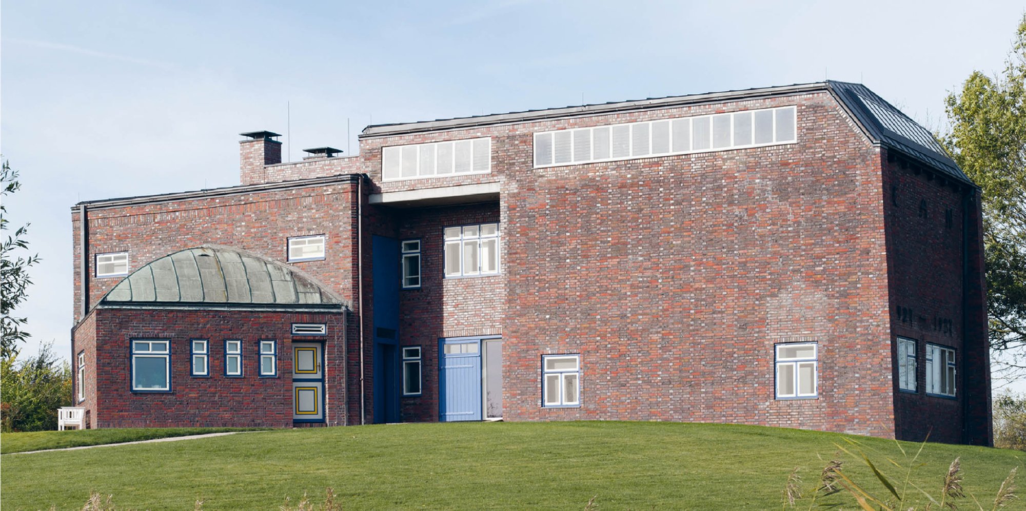 Nolde Museum by ARTANDARCHITECTURE Kirsch Bremer Architekten – A Sensitive Restoration of an Artist’s Legacy