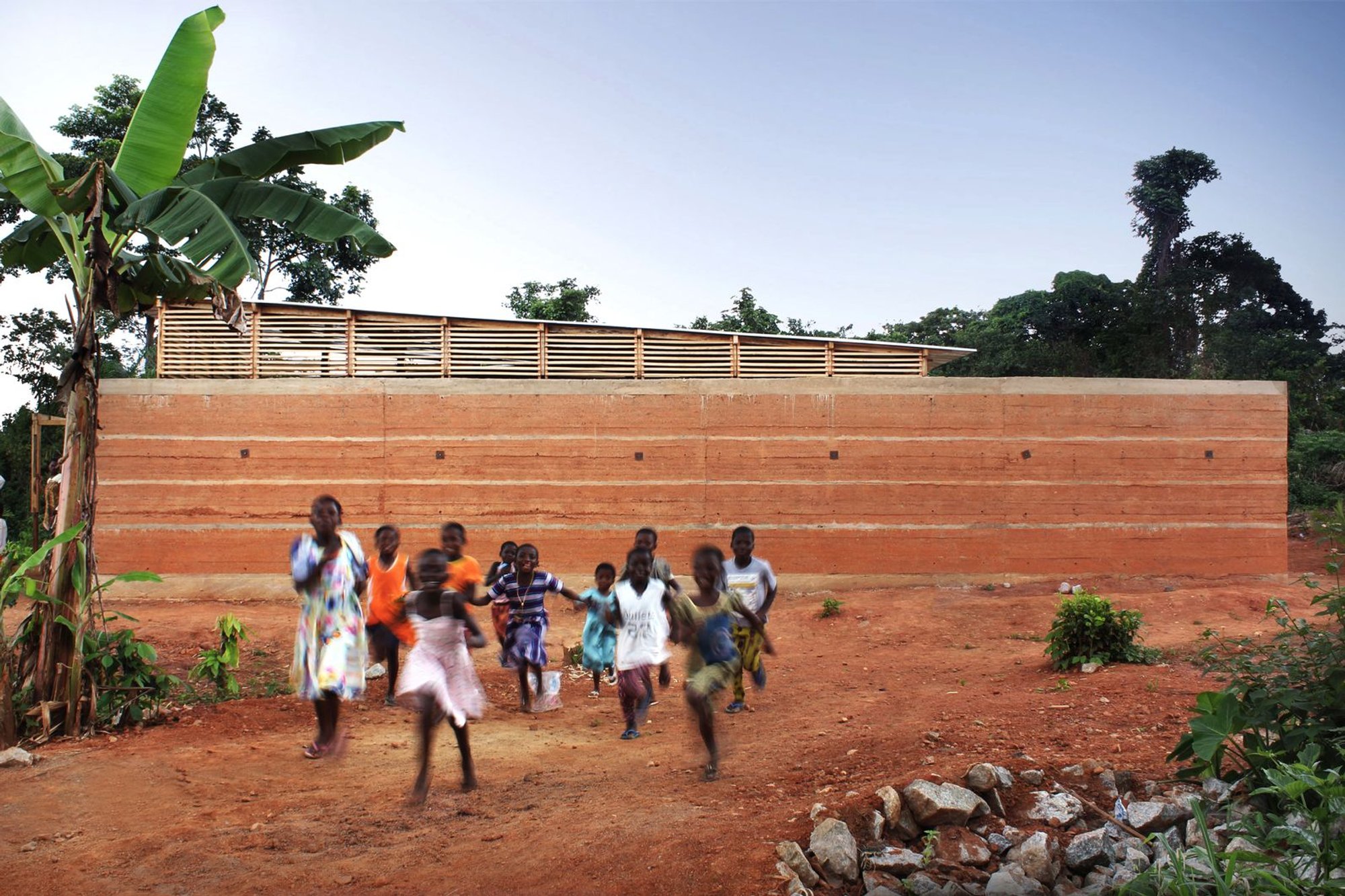 InsideOut School: Earth Prototype in Ghana