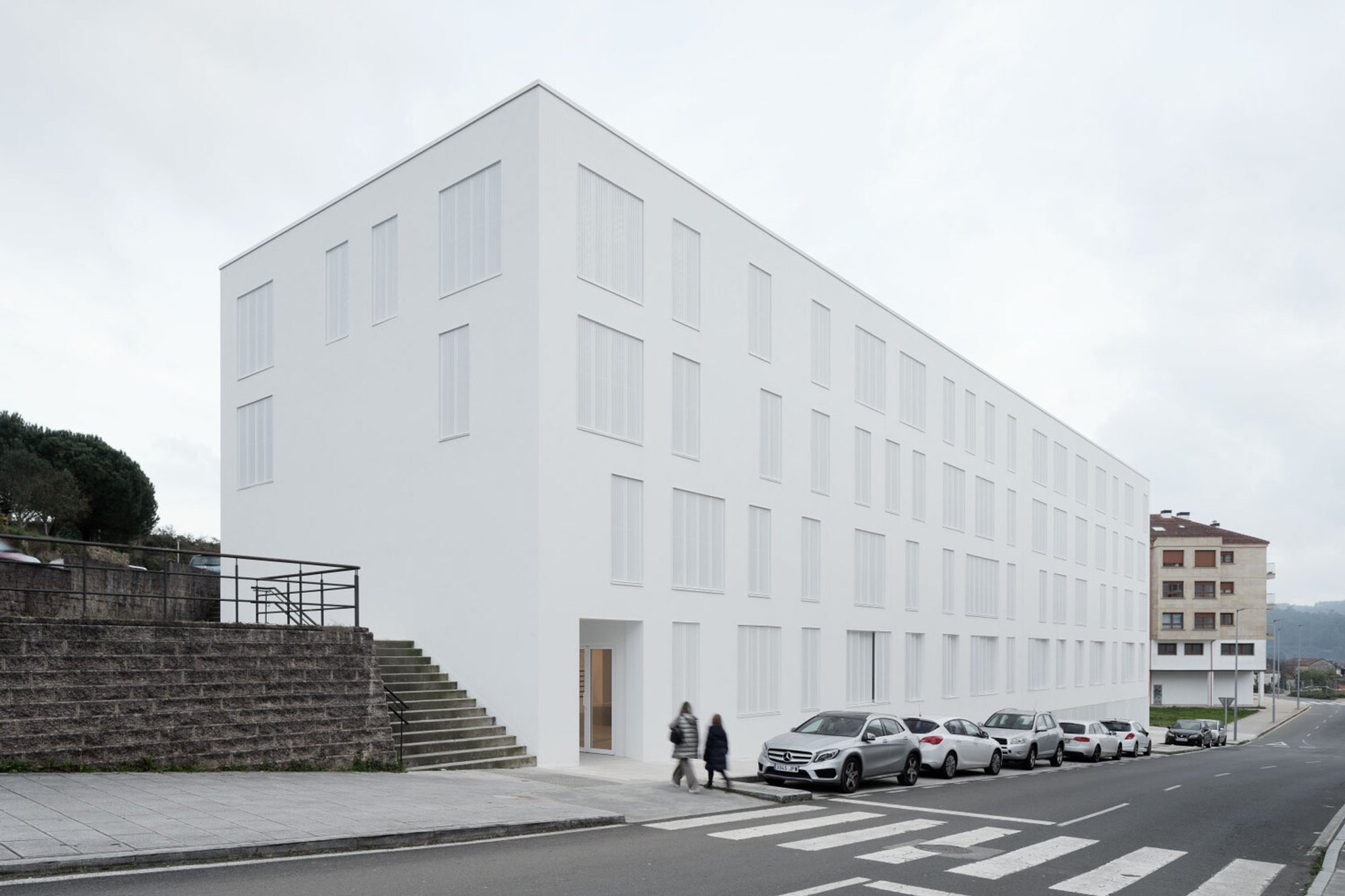 Alto Residencial Coop – Cooperative Housing Development in Santiago de Compostela by Carbajo Barrios Arquitectos