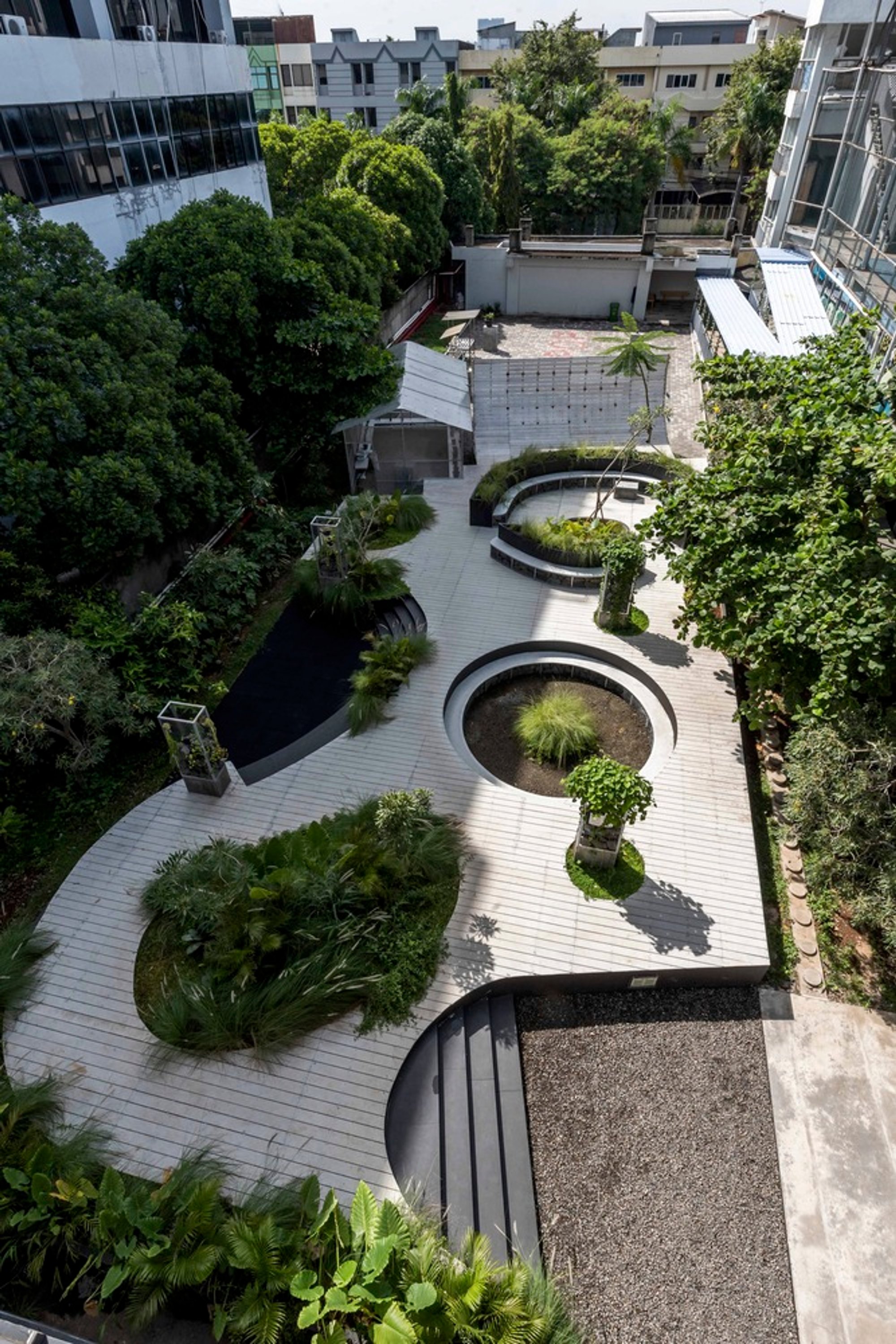 SLK Outdoor Learning Space by Monsala: Transforming a Concrete Lot into a Green, Immersive Outdoor Classroom