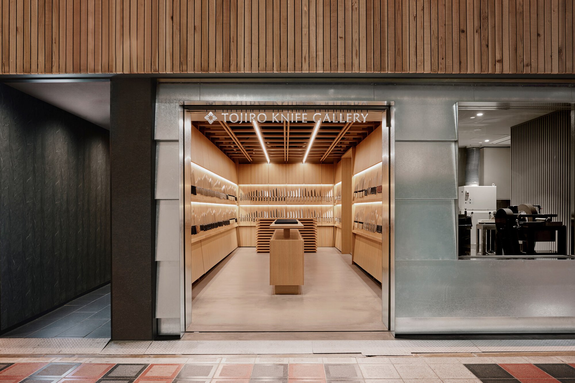 TOJIRO Knife Gallery by KATATA YOSHIHITO DESIGN – Osaka’s First Kansai Flagship Store