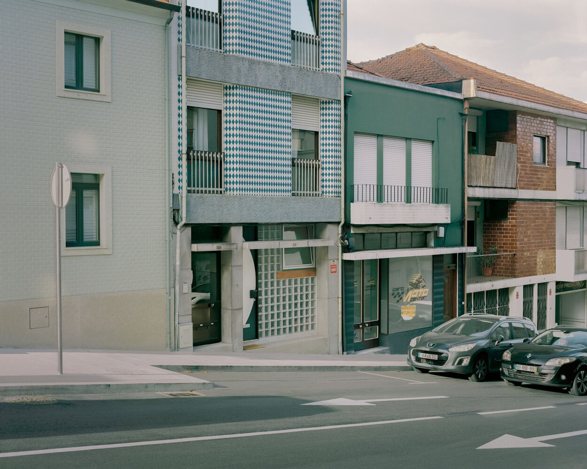 098 Building by fala | Experimental Housing in Porto, Portugal