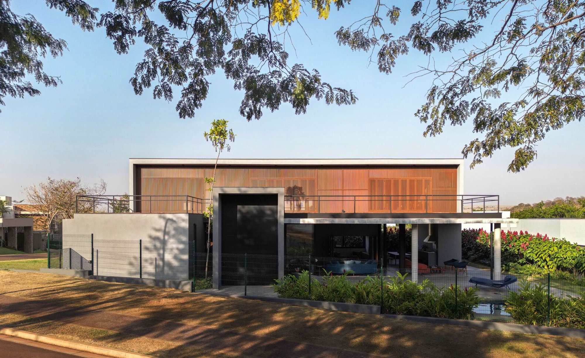 BETA House by Mariana Orsi Arquitetura + Design: A Home Immersed in Nature