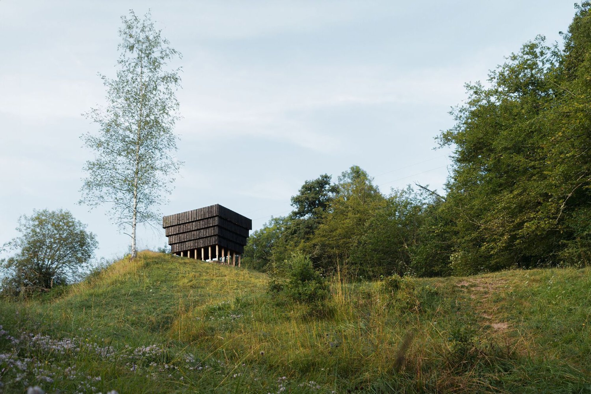 La Suie Cabin by Marina Poli + Philippe Paumelle + Richard Trézeux