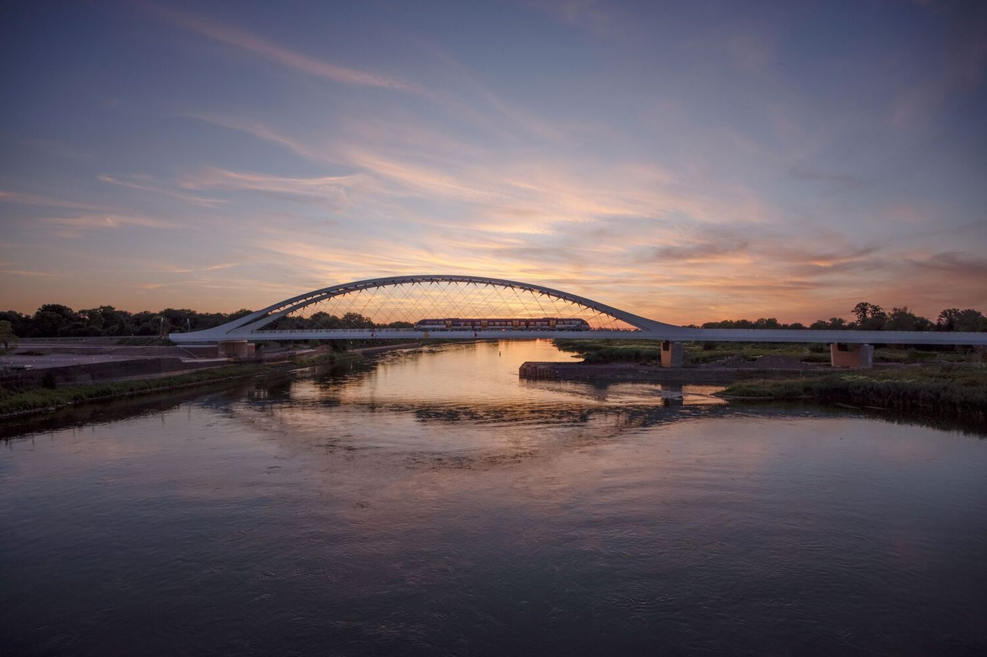 Kustrin Rail Bridge: A Landmark of European Collaboration and Engineering Innovation