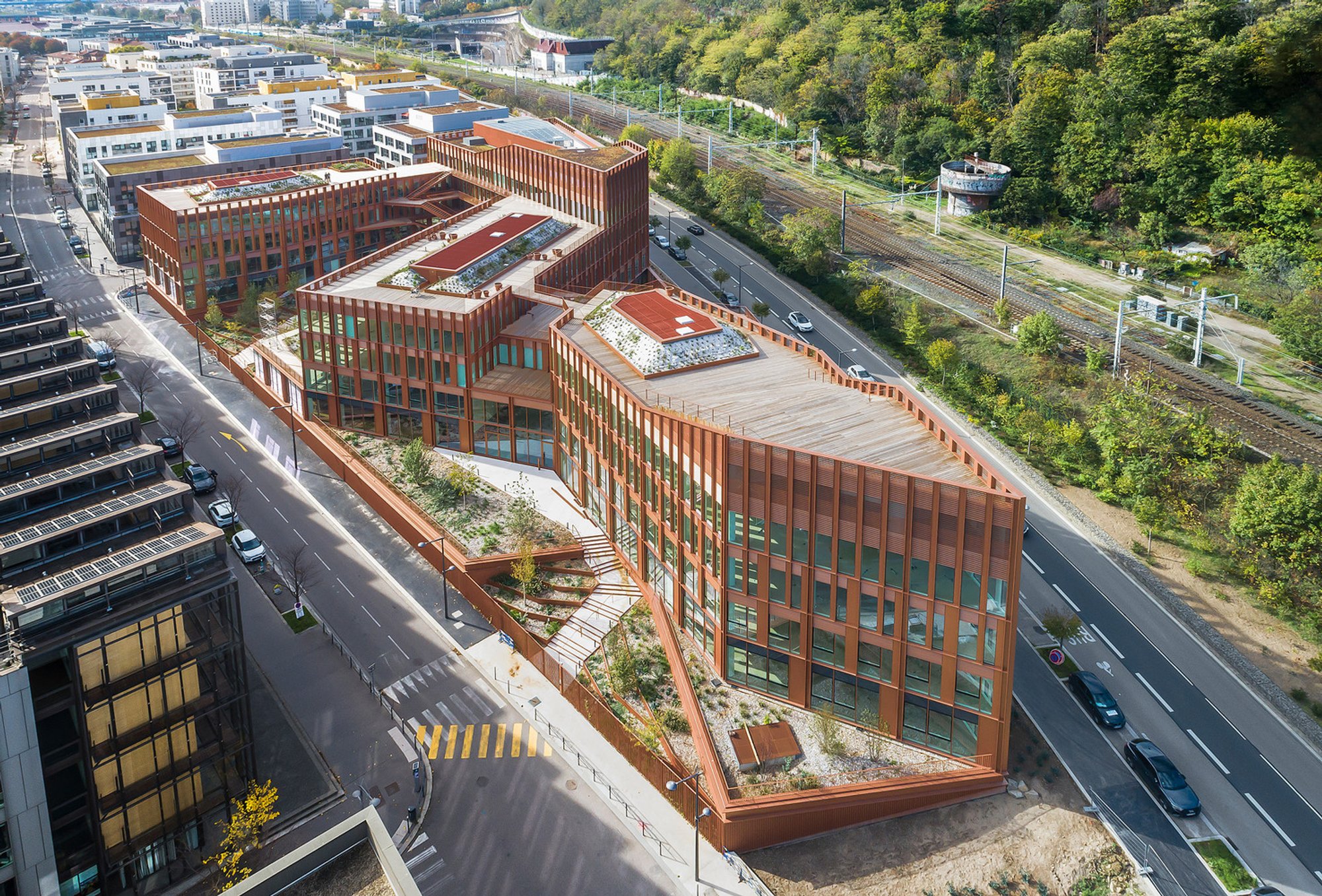 I-CONIC Nexity Regional Head Office by Brenac & Gonzalez & Associés: Innovative Architecture in Lyon