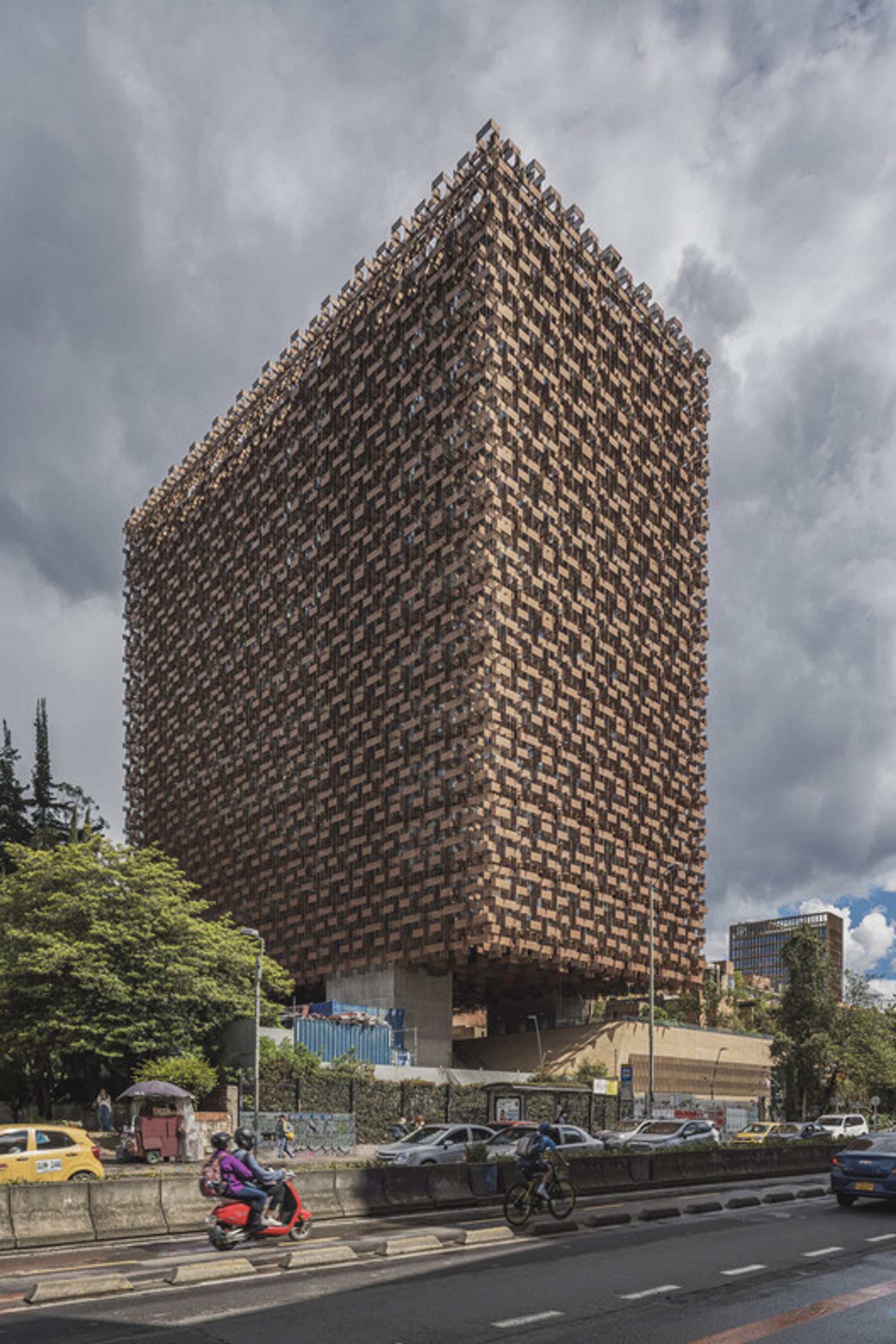 Faculty of Sciences – Pontifical Xavierian University by taller de arquitectura de bogotá