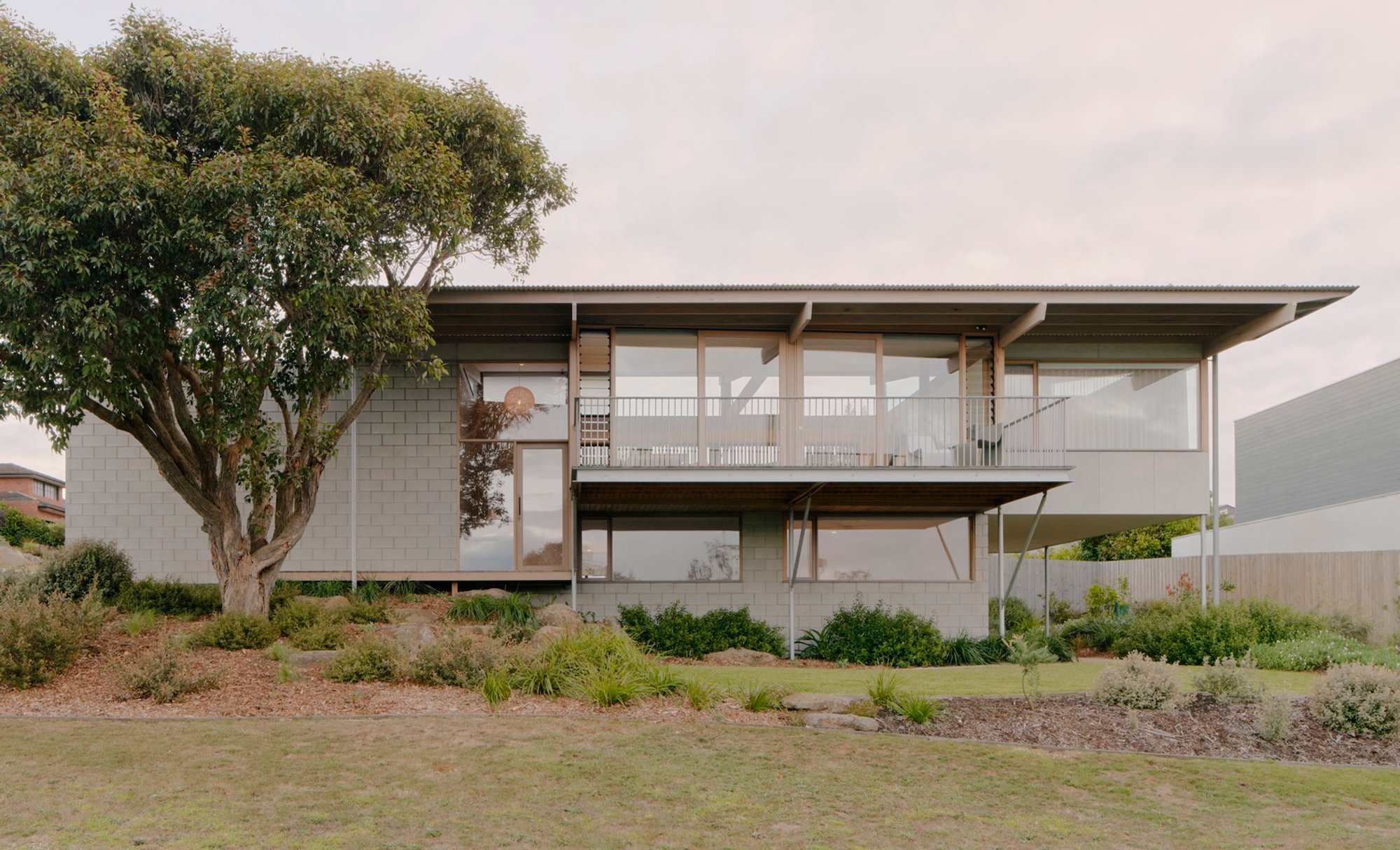 Jan Juc House by Eldridge Anderson Architects