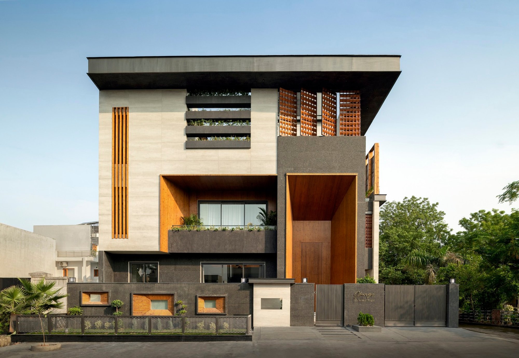 The House of Dancing Screens by Spaces Architects