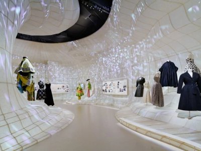 Christian Dior: Designer of Dreams Exhibit Opens in Tokyo