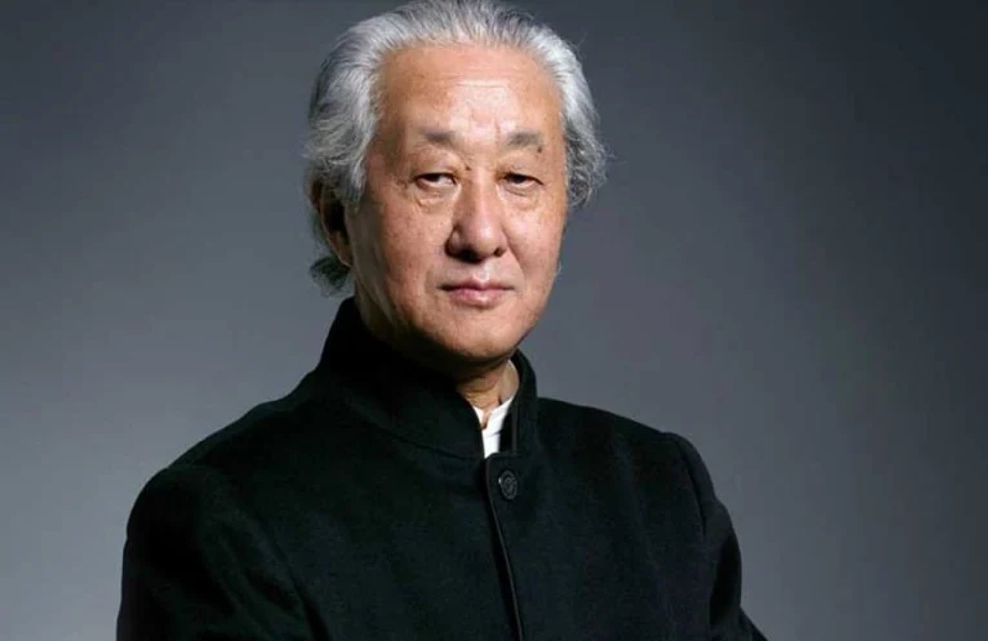 Who was the architect, Arata Isozaki?