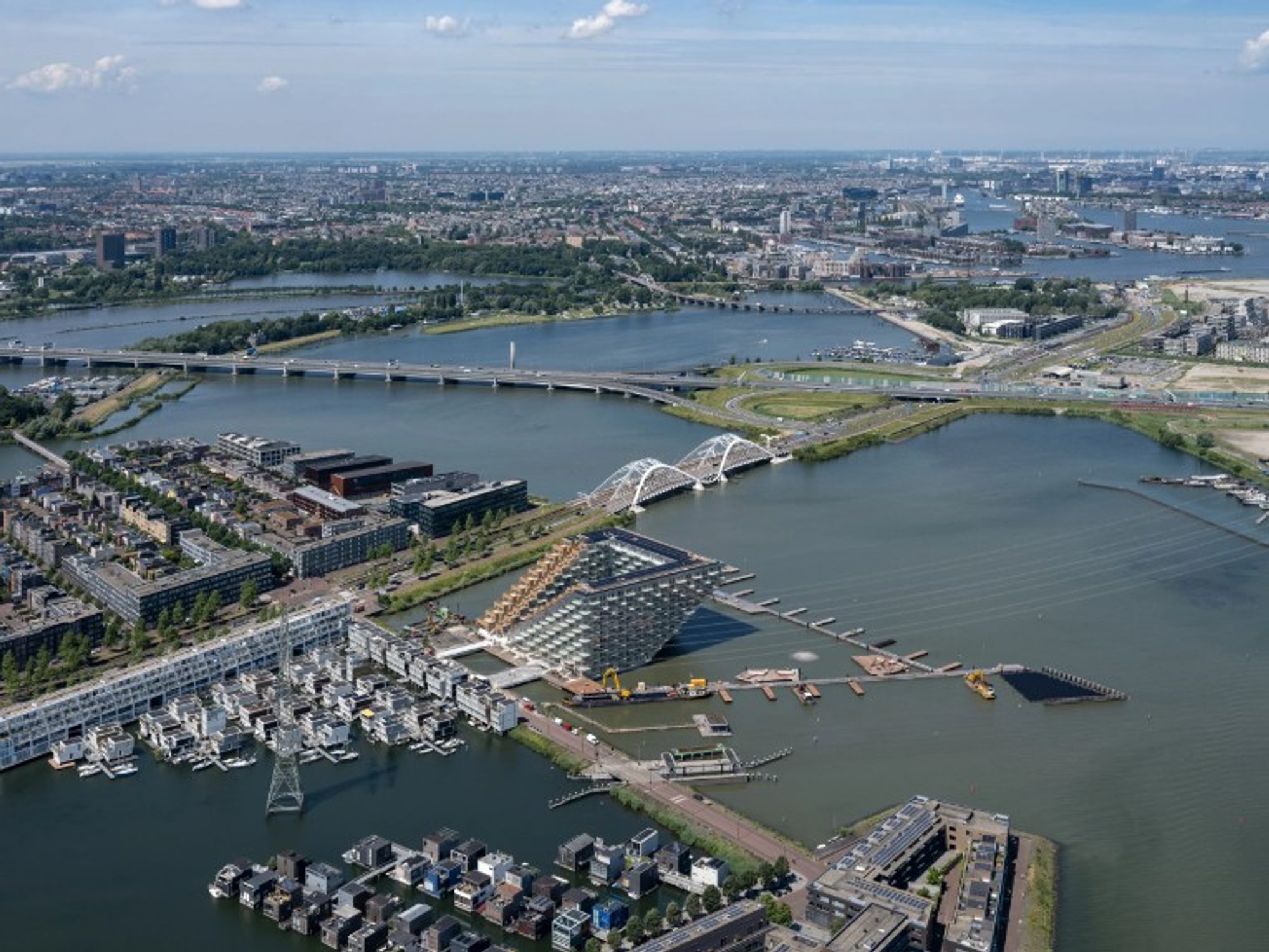 Big and Barcode Architects Unveil Amsterdam's Latest Iconic Landmark