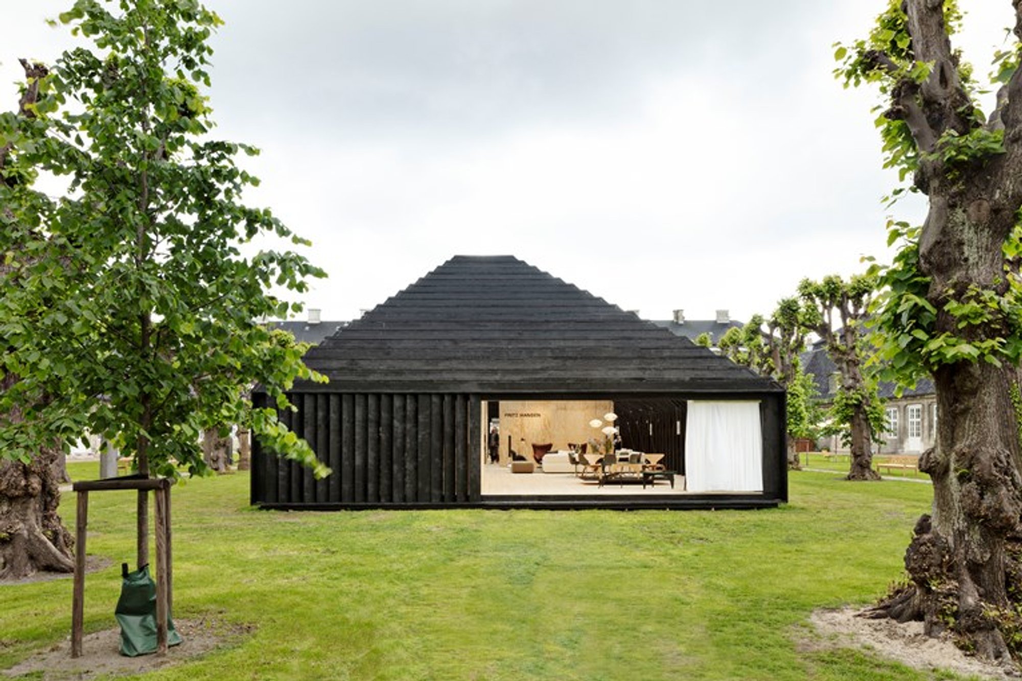 Fritz Hansen Pavilion: Sustainable Design Achieved with Disassembly in Mind