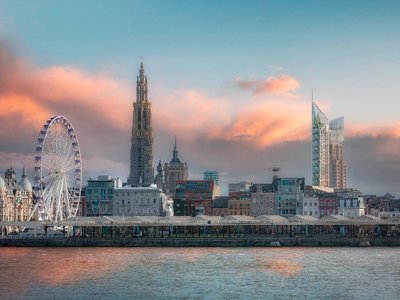 Renovation of Antwerp's Iconic Boerentoren Tower