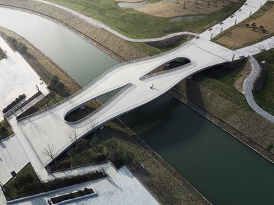 An Innovative Pedestrian Bridge at the Baoying Railway Station: Blending Functionality and Aesthetic Appeal