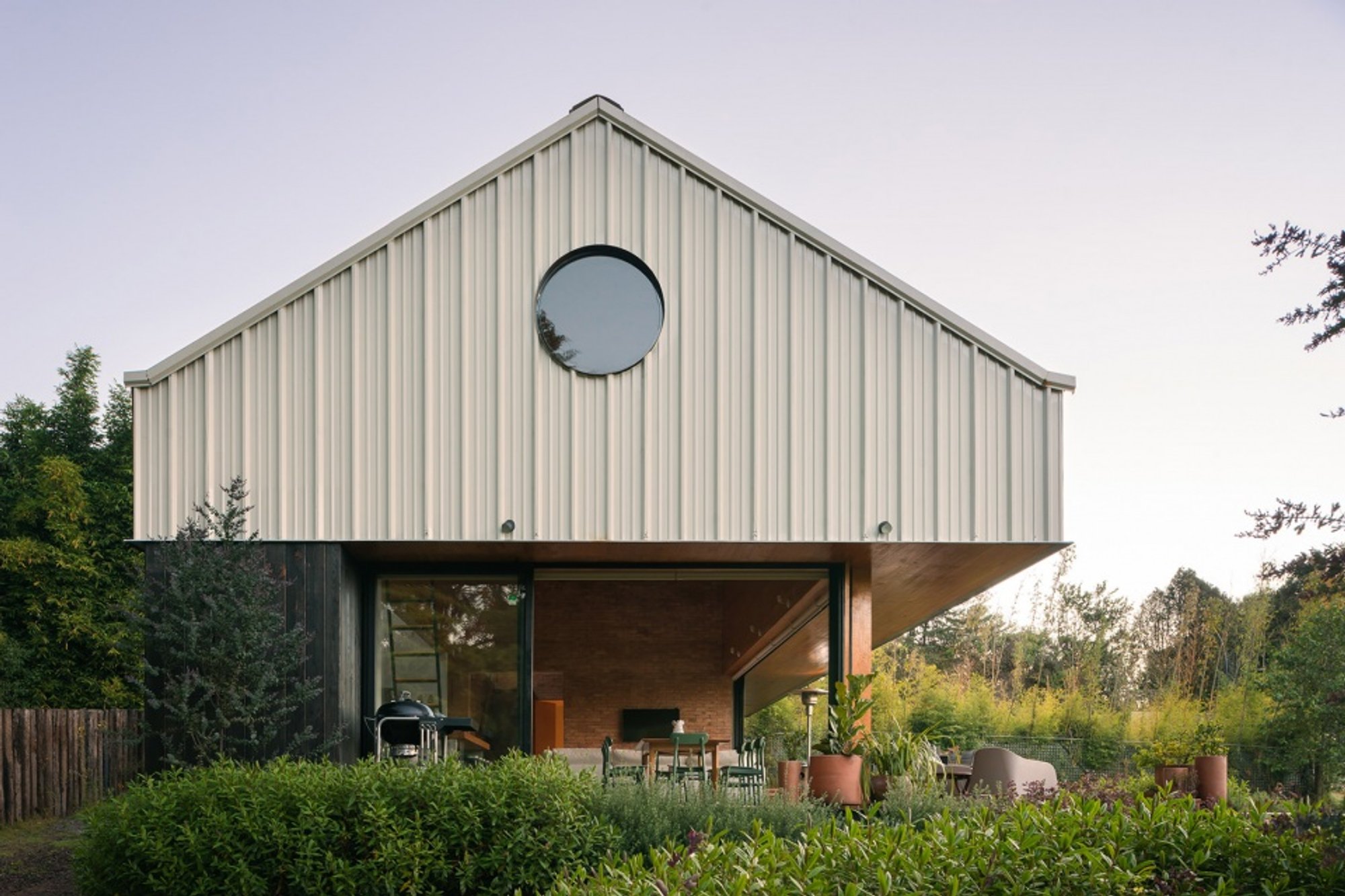 Estudio Atemporal’s Stunning Villa: A Contemporary Cabin in the Mexican Countryside