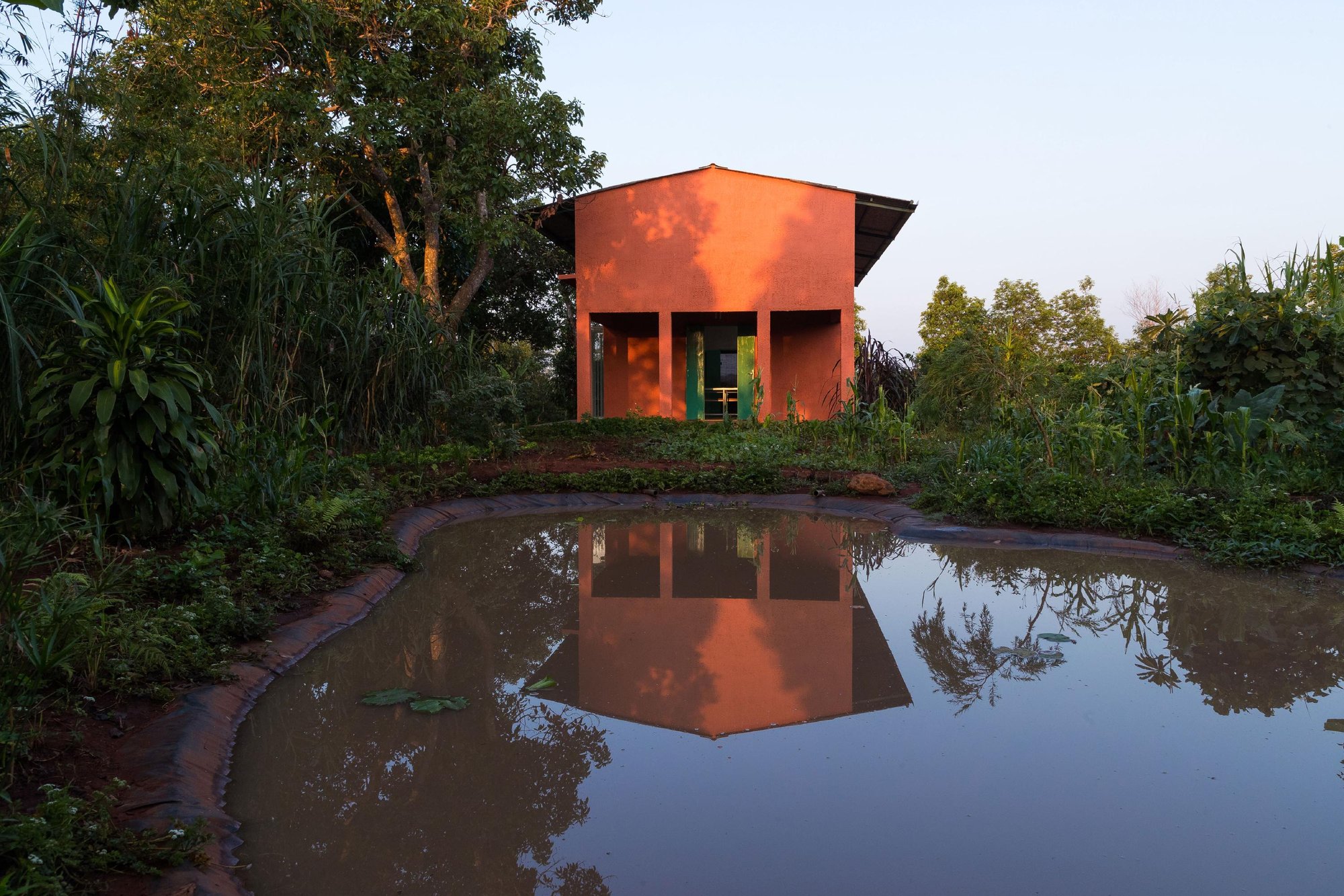 Exquisite Havens: Unveiling the Enchanting Escapes of Villa Nhabé-Scholae