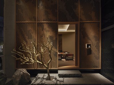 Experience Innovative Japanese Restaurant Design at Akari in Hilton Hotel, Guiyang