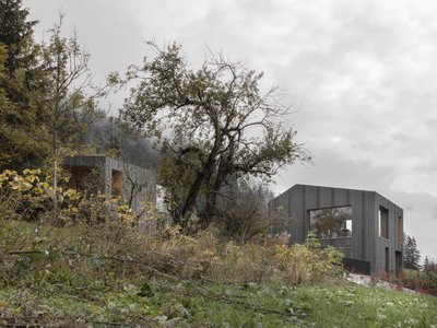 Elevating Elegance: Naemas Architekten Transforms Zierhof with Parlor Bliss