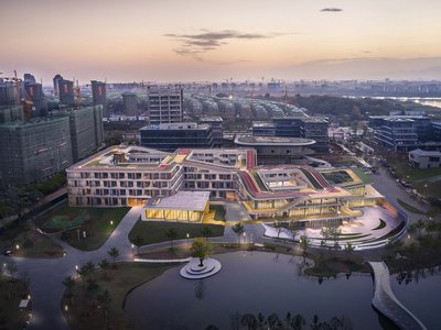 Quzhou Student Community Center: A Pioneering Living Zone on Campus