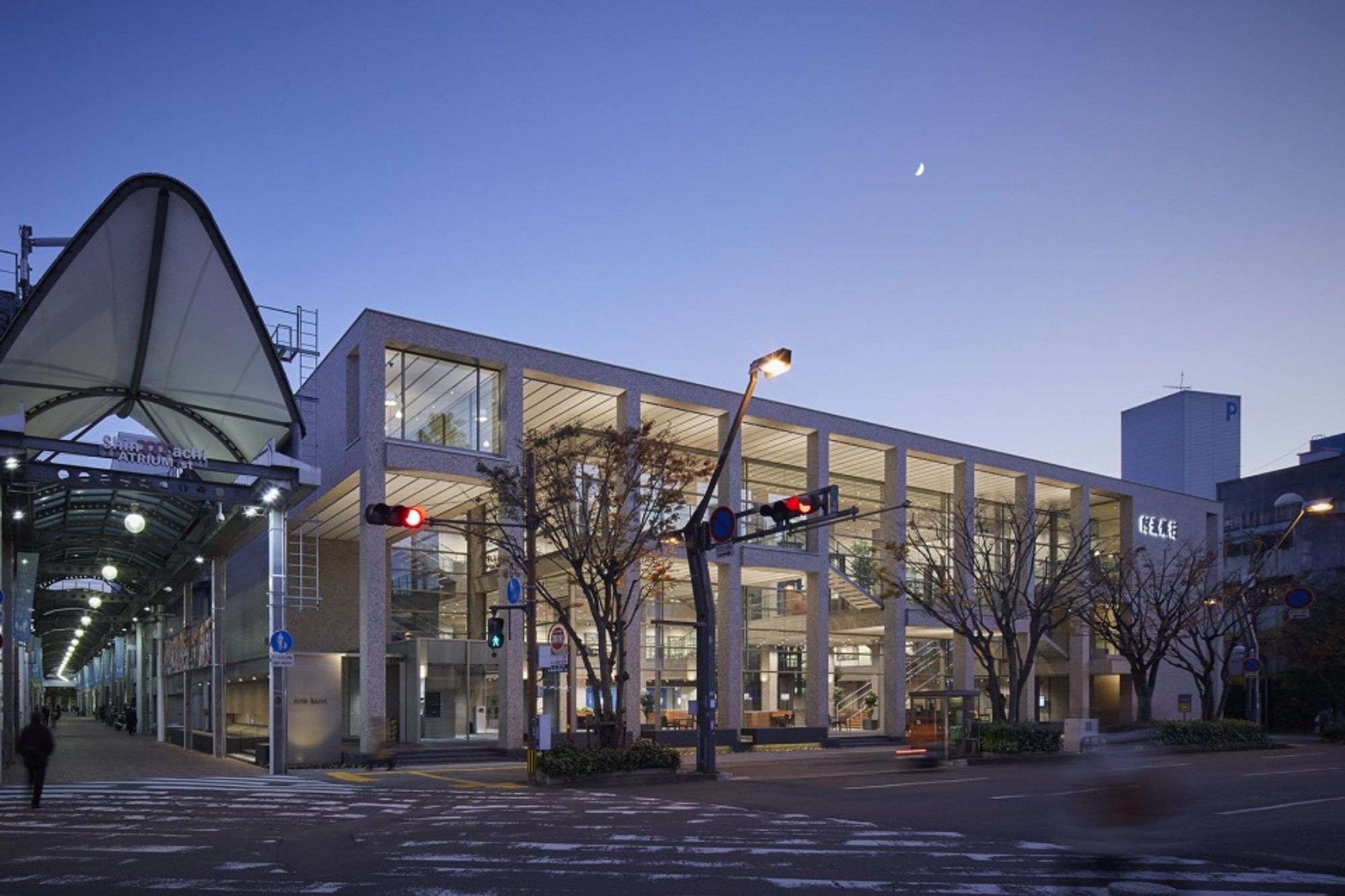 Awa Bank's New Flagship Branch Embodies Sound Management with Innovative Design