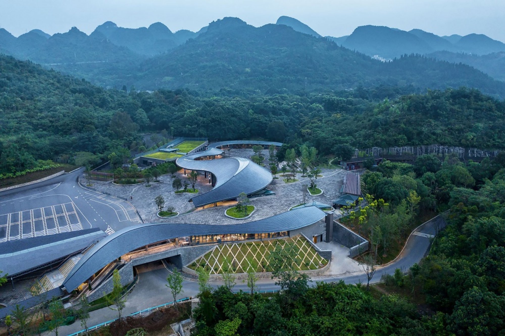 Unveiling the Stunning Tourist Center of Huangguoshu Scenic Area - A Collaborative Masterpiece by CAUPD + AEPA&TSC!
