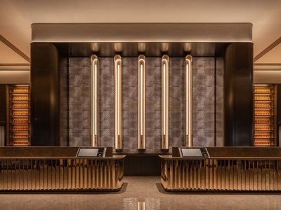 Experience the Ultimate Luxury at Crystal Orange Hotel Shanghai Pudong Lujiazui - A Masterpiece by Vermilion Zhou Design Group!